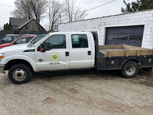 Image of Ford F-350 equipment image 1