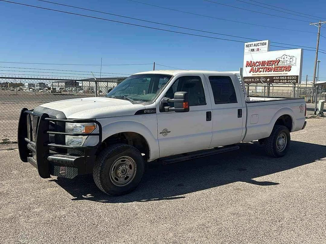 Image of Ford F-350 Primary image