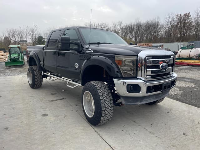 Image of Ford F-350 equipment image 1