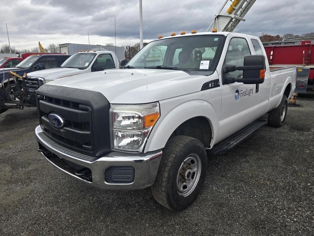 Image of Ford F-350 Primary image