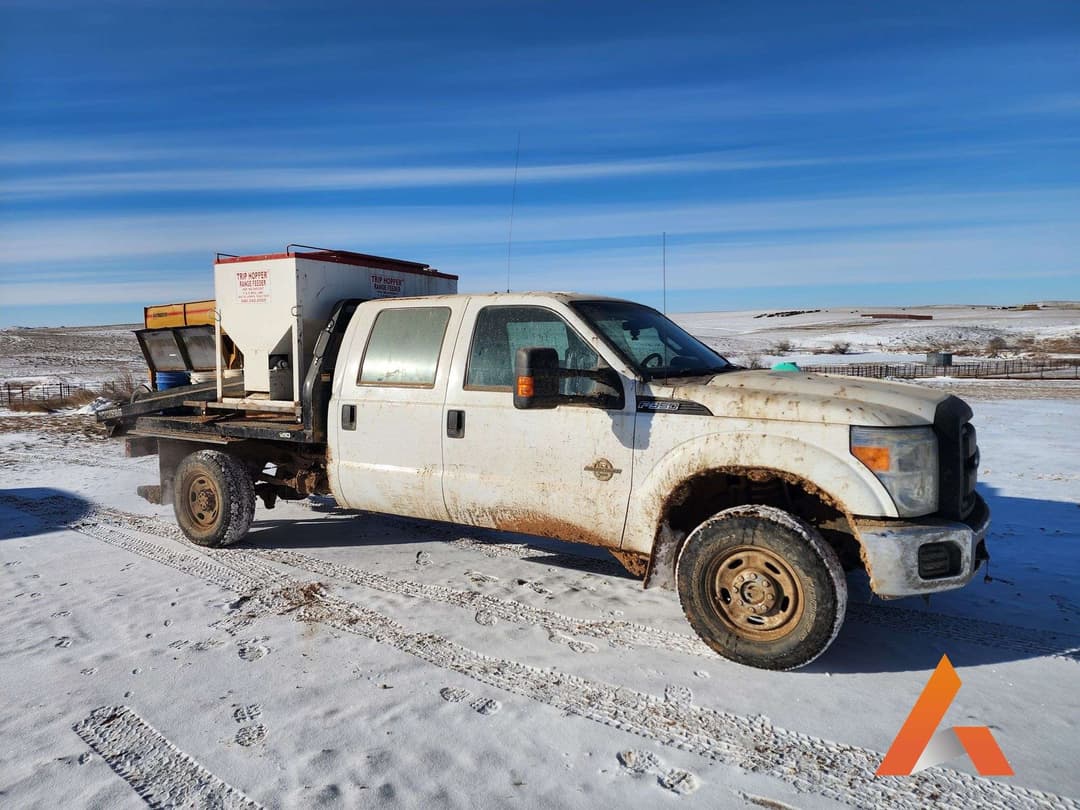 Image of Ford F-350 Primary image