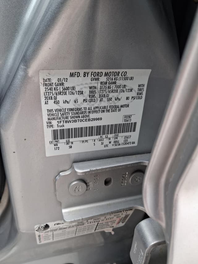 Image of Ford F-350 equipment image 4