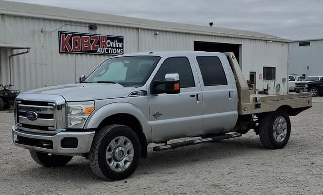 Image of Ford F-350 equipment image 1