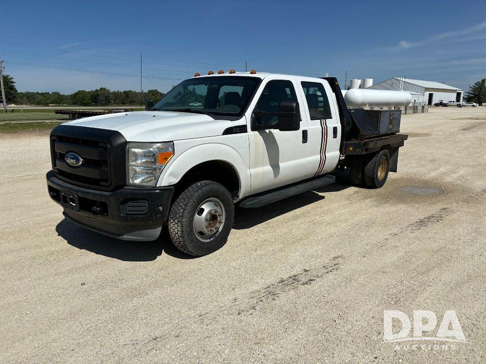 Image of Ford F-350 Primary image