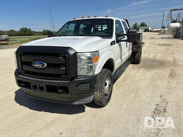 Image of Ford F-350 equipment image 1