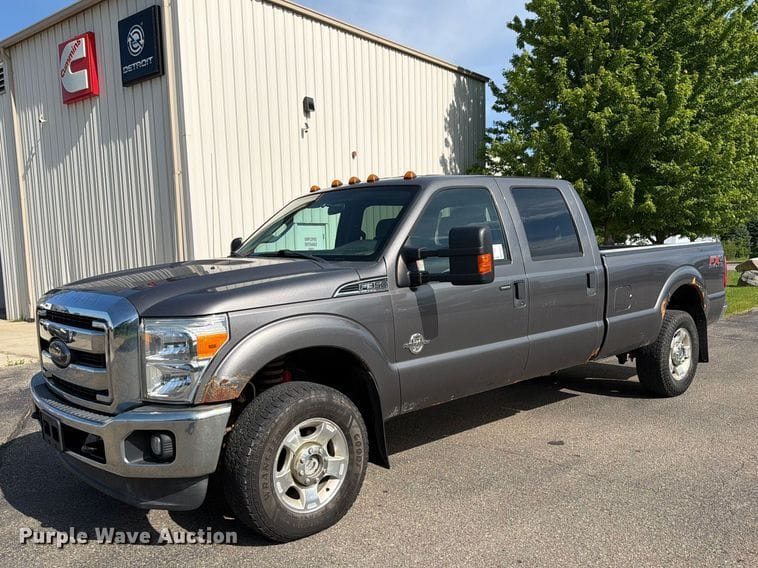 2012 Ford F-350 Equipment Image0