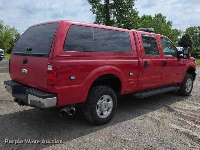 Image of Ford F-350 equipment image 4
