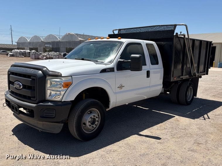 2012 Ford F-350 Equipment Image0
