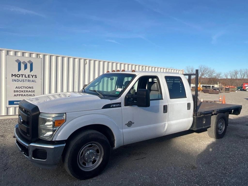 2012 Ford F-350 Equipment Image0