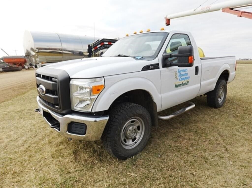 2012 Ford F-350 Equipment Image0