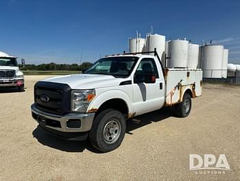 2012 Ford F-350 Equipment Image0
