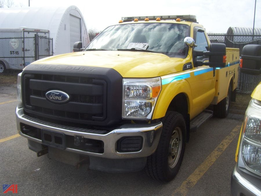 2012 Ford F-350 Equipment Image0
