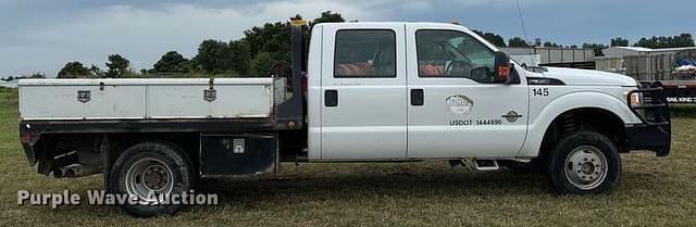 Image of Ford F-350 equipment image 3