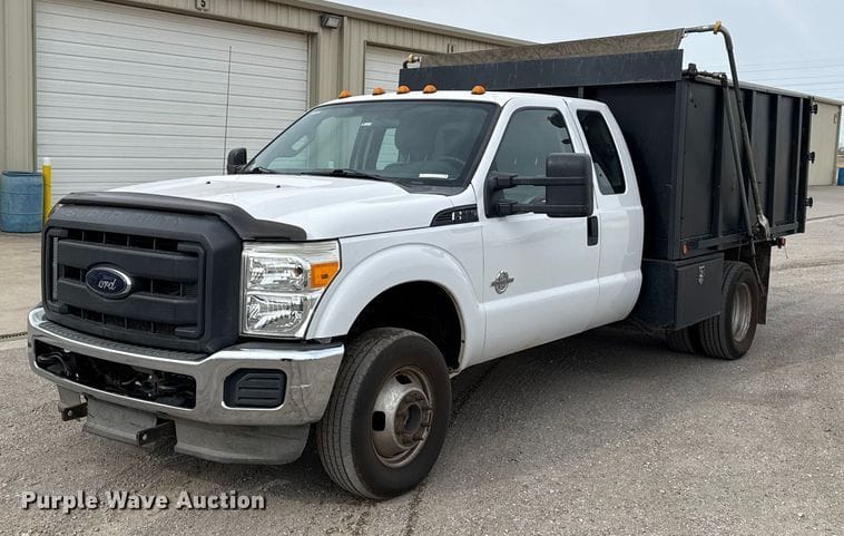 2012 Ford F-350 Equipment Image0