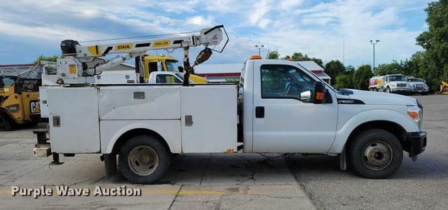 Image of Ford F-350 equipment image 3