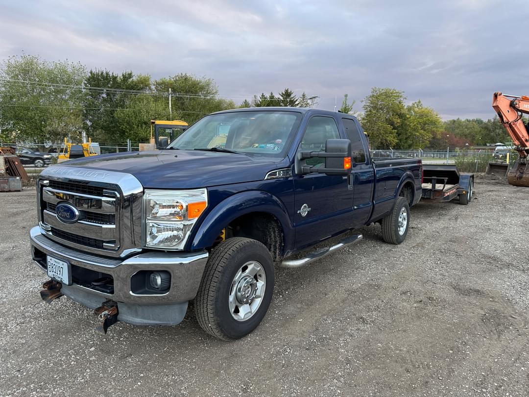 Image of Ford F-350 Primary image