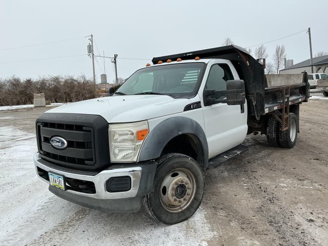 Image of Ford F-450 equipment image 1