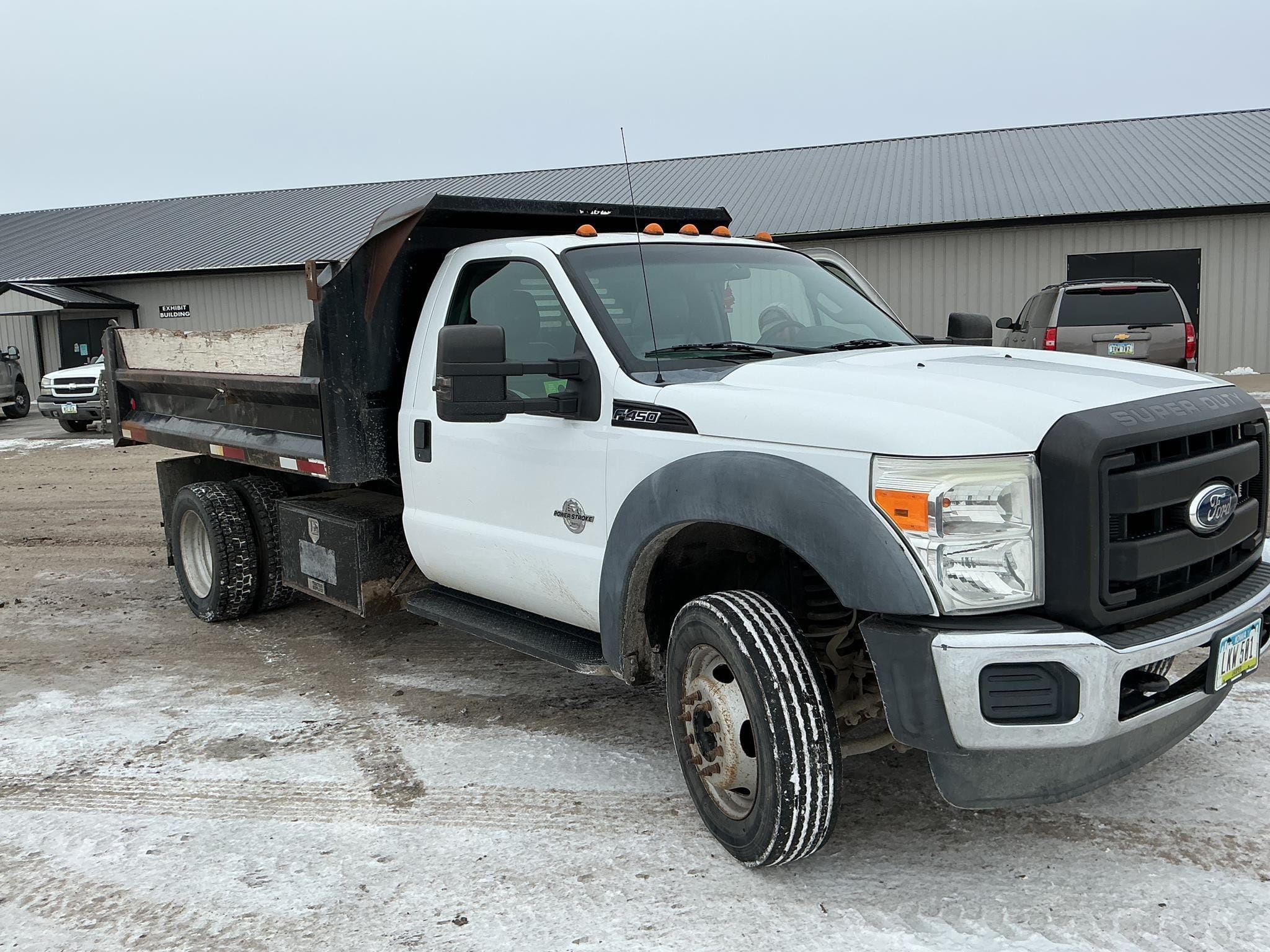 2012 Ford F-450 Equipment Image0