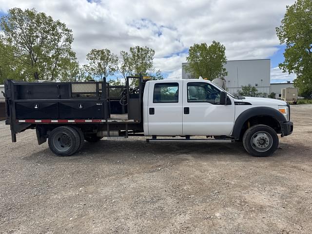 Image of Ford F-450 equipment image 3