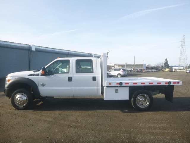 Image of Ford F-450 equipment image 4