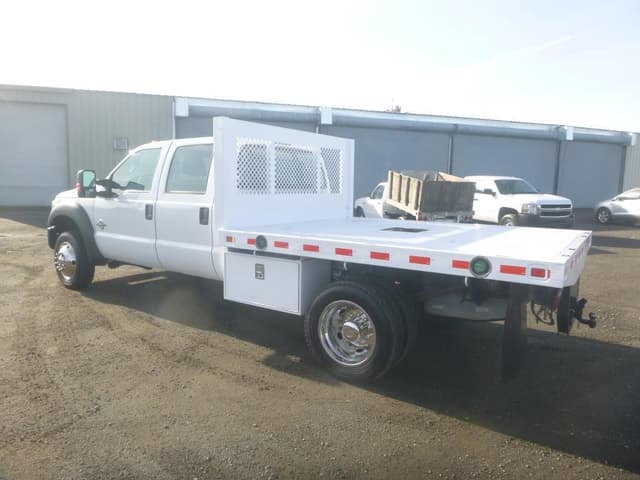 Image of Ford F-450 equipment image 3