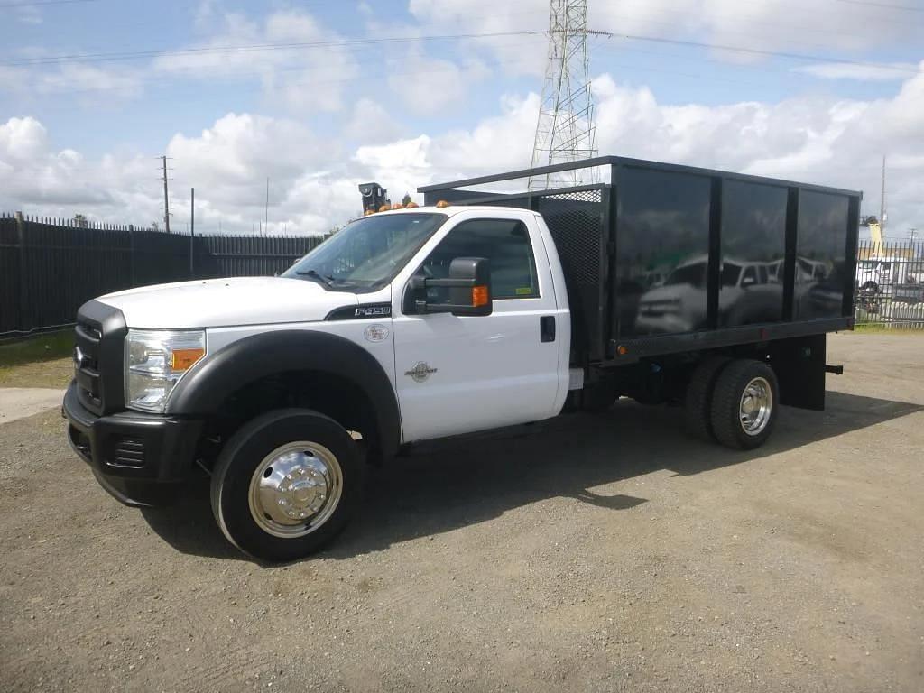 Image of Ford F-450 Primary image