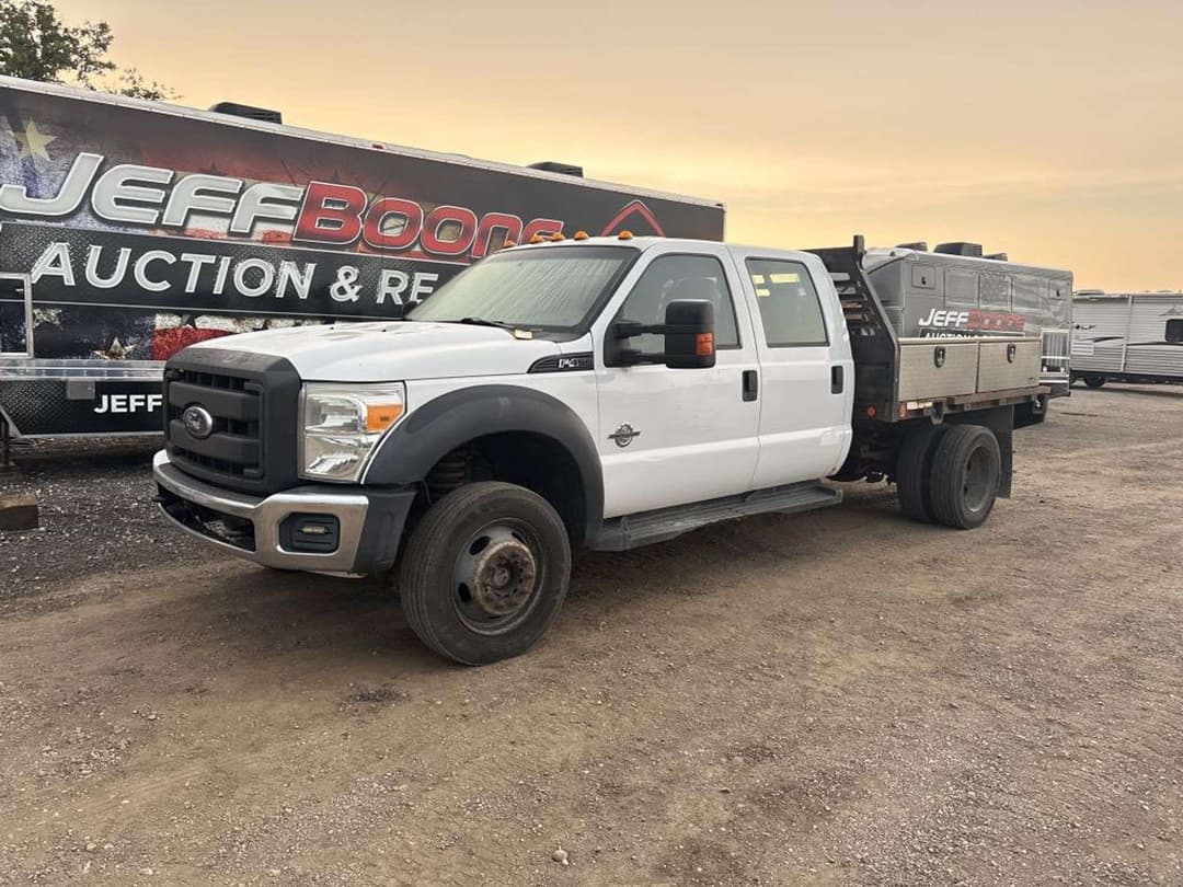 Image of Ford F-450 Primary image