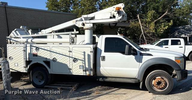 Image of Ford F-450 equipment image 3