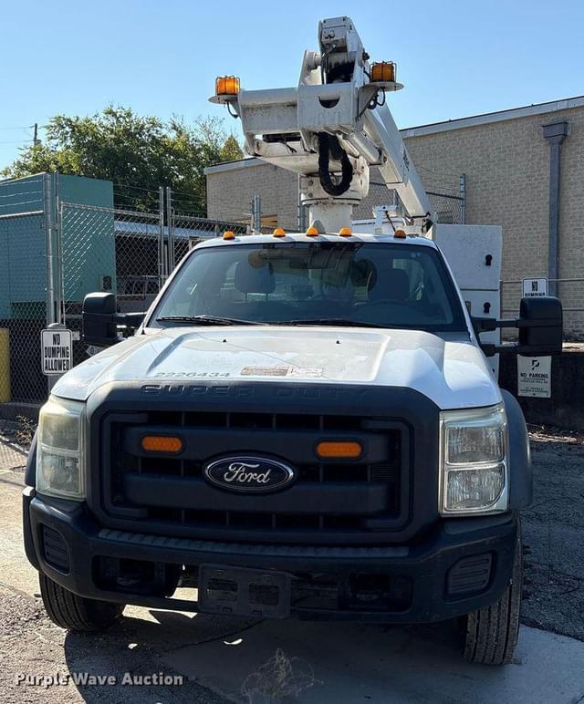 Image of Ford F-450 equipment image 1
