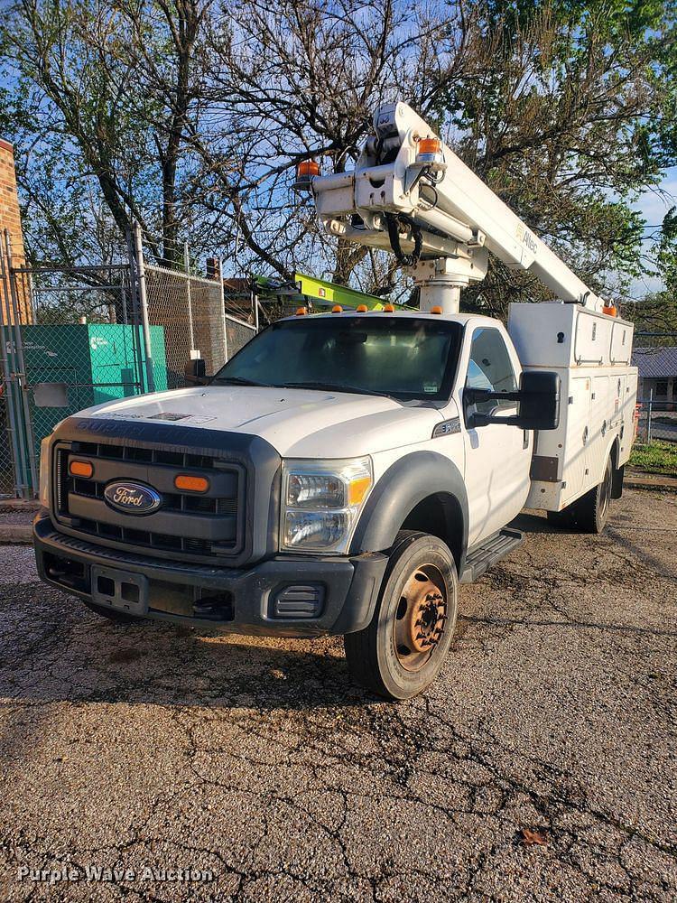 Image of Ford F-450 Primary image