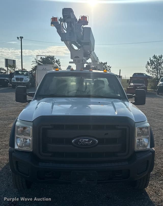 Image of Ford F-450 equipment image 1