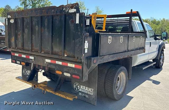 Image of Ford F-450 equipment image 4