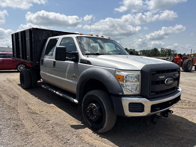 Image of Ford F-450 equipment image 4