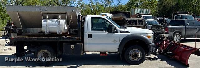 Image of Ford F-450 equipment image 3