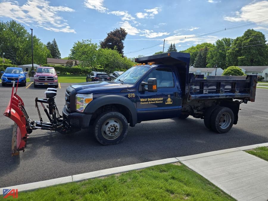 Image of Ford F-450 Primary image