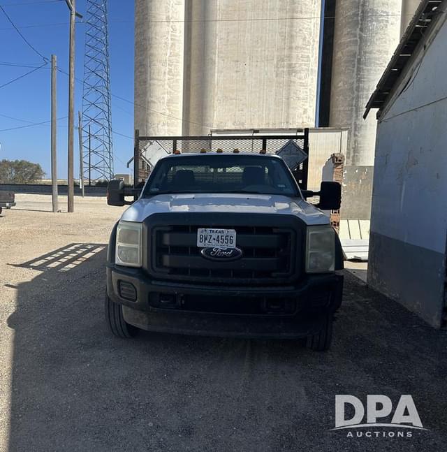 Image of Ford F-450 equipment image 1