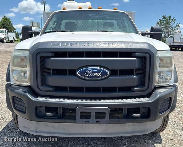 Image of Ford F-450 equipment image 1