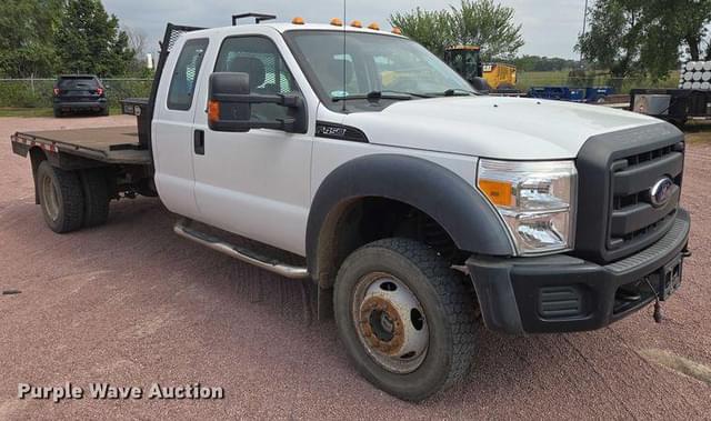 Image of Ford F-450 equipment image 2