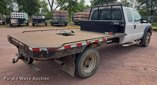 Image of Ford F-450 equipment image 4