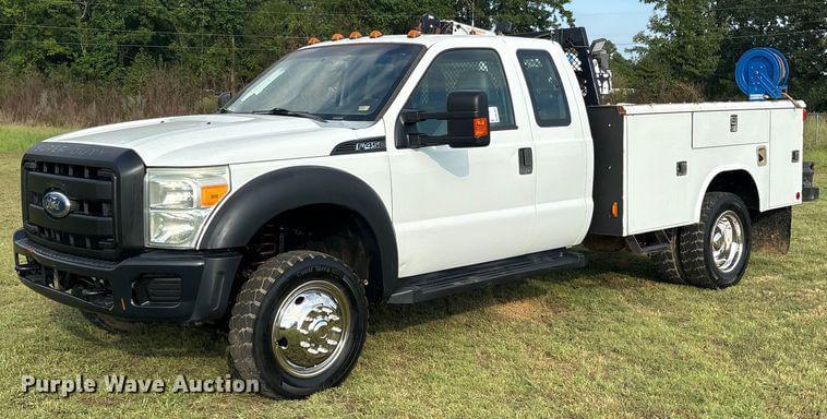 Image of Ford F-450 Primary image