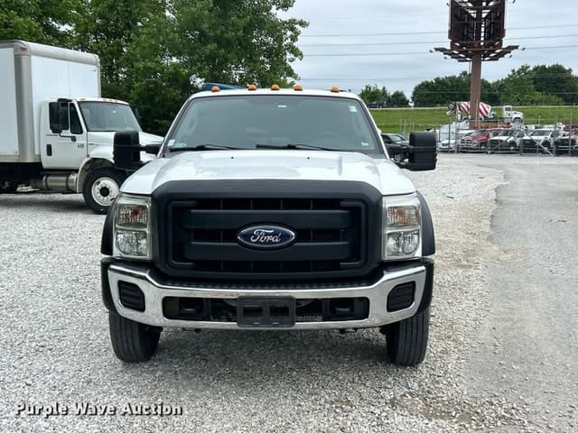 Image of Ford F-450 equipment image 1