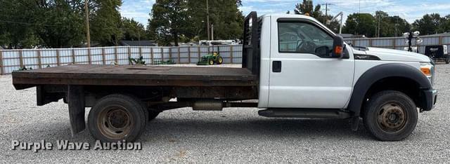 Image of Ford F-450 equipment image 3