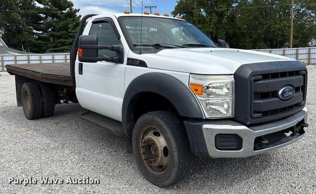 Image of Ford F-450 equipment image 2