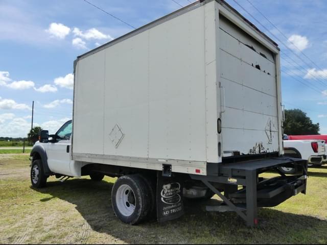 Image of Ford F-450 equipment image 3