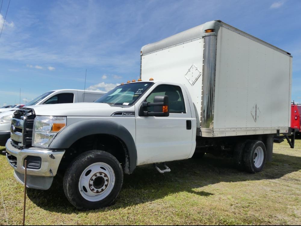 Image of Ford F-450 Primary image