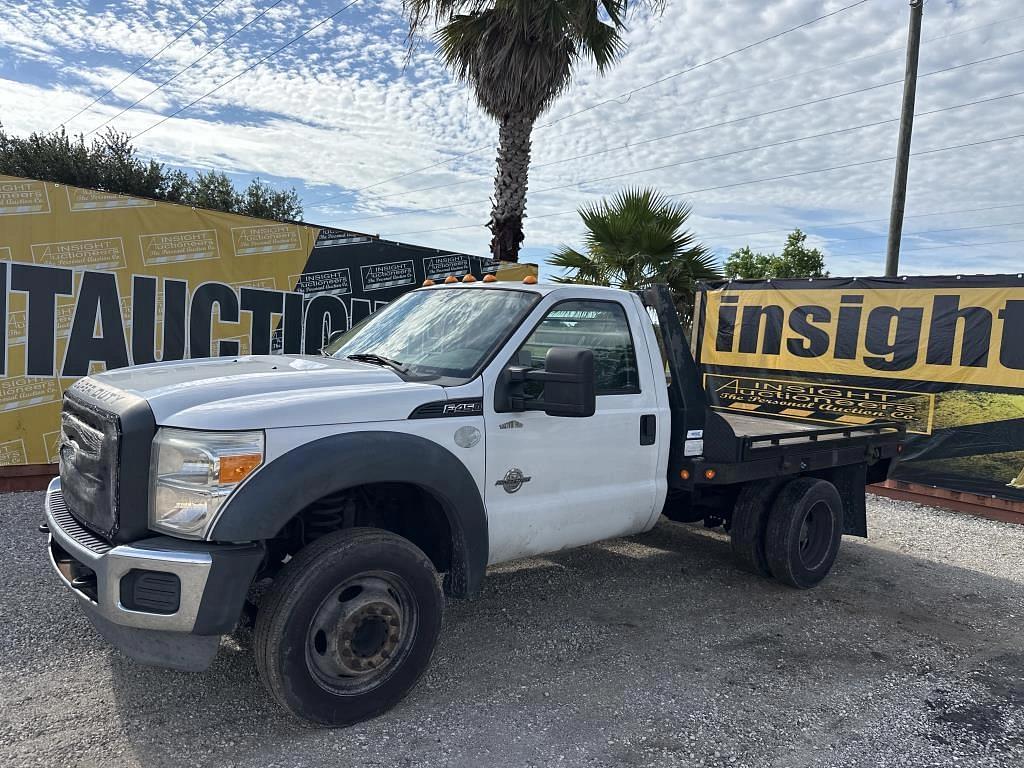 Image of Ford F-450 Primary image