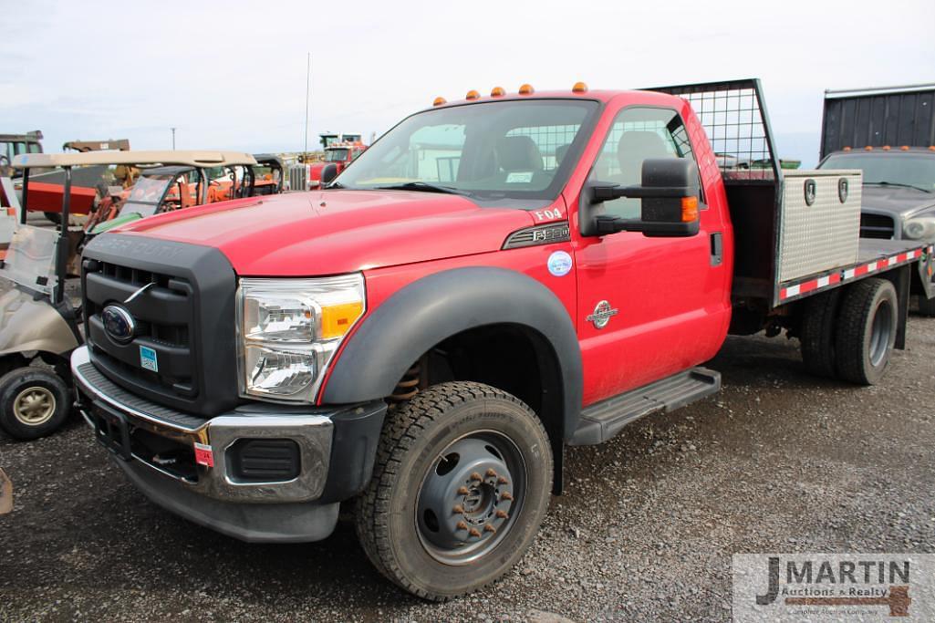 Image of Ford F-550 Primary image