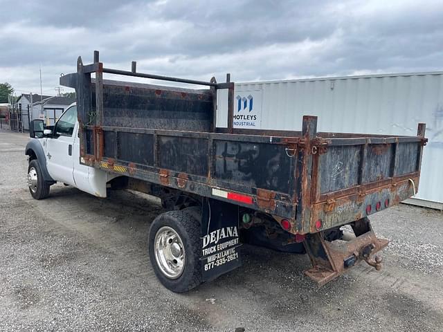Image of Ford F-550 equipment image 1