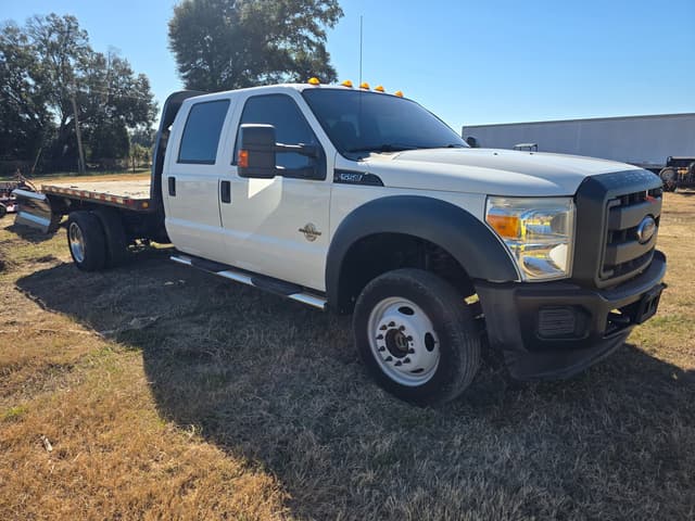 Image of Ford F-550 equipment image 2