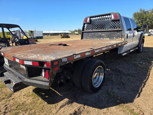 Image of Ford F-550 equipment image 3